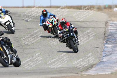 media/Nov-26-2023-TrackDaz (Sun) [[64ad8cfd8f]]/Mock Race/Outside Grapevine/